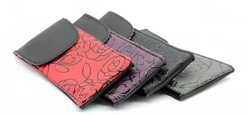 Фото Футляр на липучке (цветы крупные) №1
